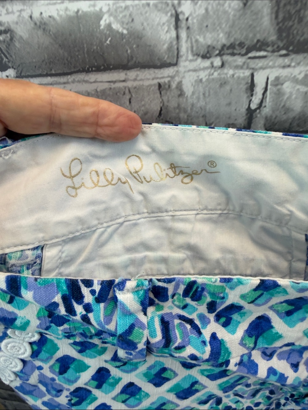 Lilly Pulitzer Callahan shorts - Picture 3 of 6